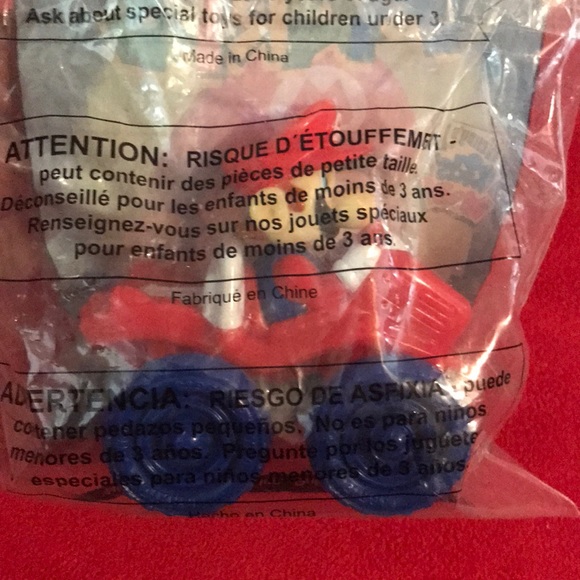 2004 Wendy’s Mario Toy! - Picture 2 of 2